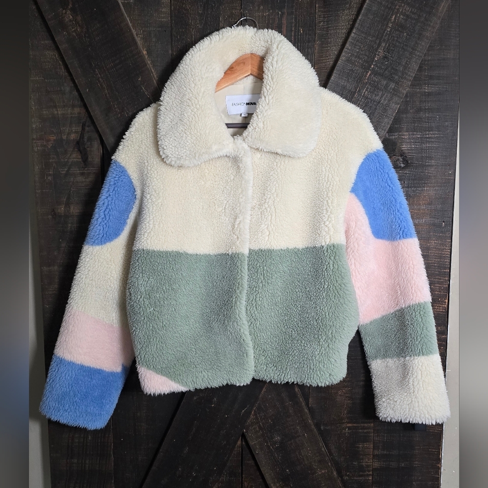 Fashion Nova Womens Medium Color Block Puffer Fleece Jacket